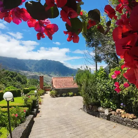 Feriehus Casa Panorama Sol- New With Heated Saltwater Pool And Fantastic Sea View Ponta do Sol (Madeira)