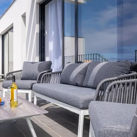 Casa Panorama Sol- New With Heated Saltwater Pool And Fantastic Sea View Дом отдыха Понта-ду-Сол