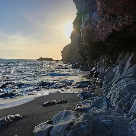 Casa Panorama Sol- New With Heated Saltwater Pool And Fantastic Sea View * Ponta do Sol (Madeira)