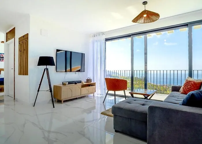 Casa Panorama Sol- New With Heated Saltwater Pool And Fantastic Sea View *