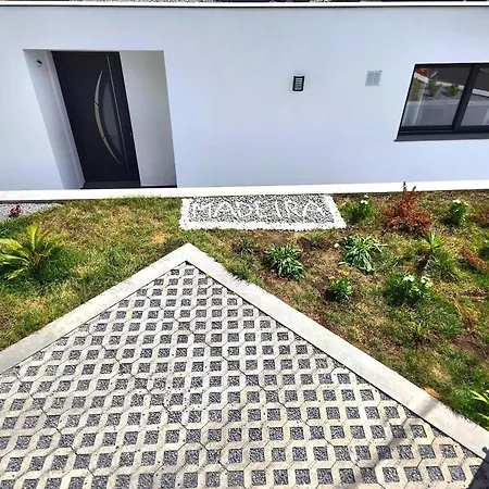 Casa Panorama Sol- New With Heated Saltwater Pool And Fantastic Sea View Feriehus Ponta do Sol (Madeira)