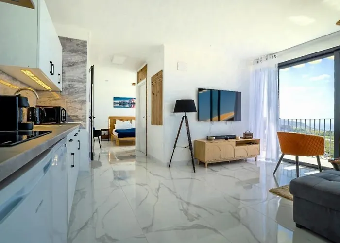 Casa Panorama Sol- New With Heated Saltwater Pool And Fantastic Sea View Feriehus Ponta do Sol (Madeira)