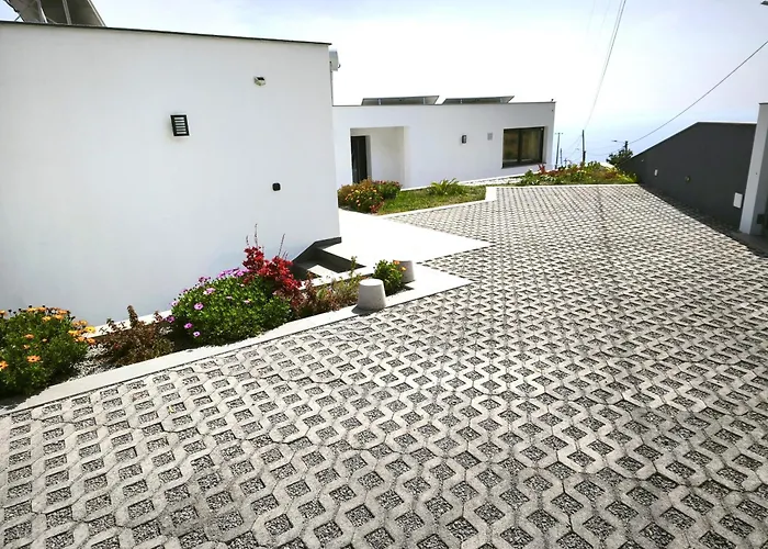 Casa Panorama Sol- New With Heated Saltwater Pool And Fantastic Sea View * Ponta do Sol (Madeira)